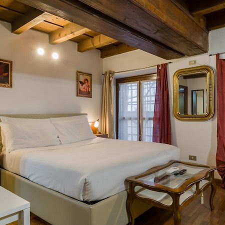 Leoncin D'Oro Apartment Verona Bagian luar foto
