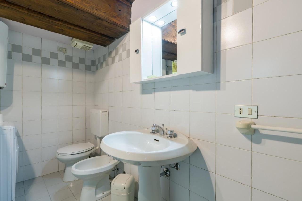 Leoncin D'Oro Apartment Verona Bagian luar foto