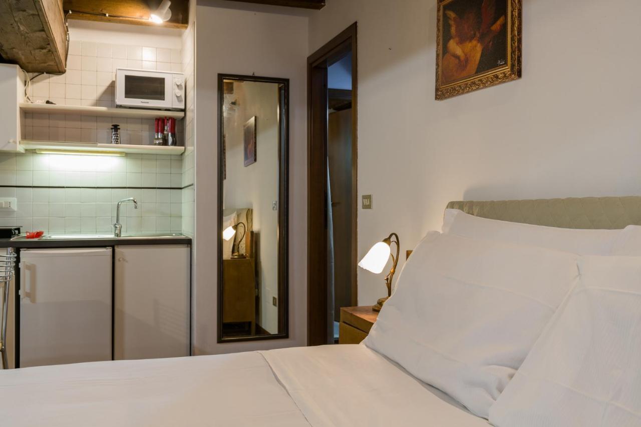 Leoncin D'Oro Apartment Verona Bagian luar foto